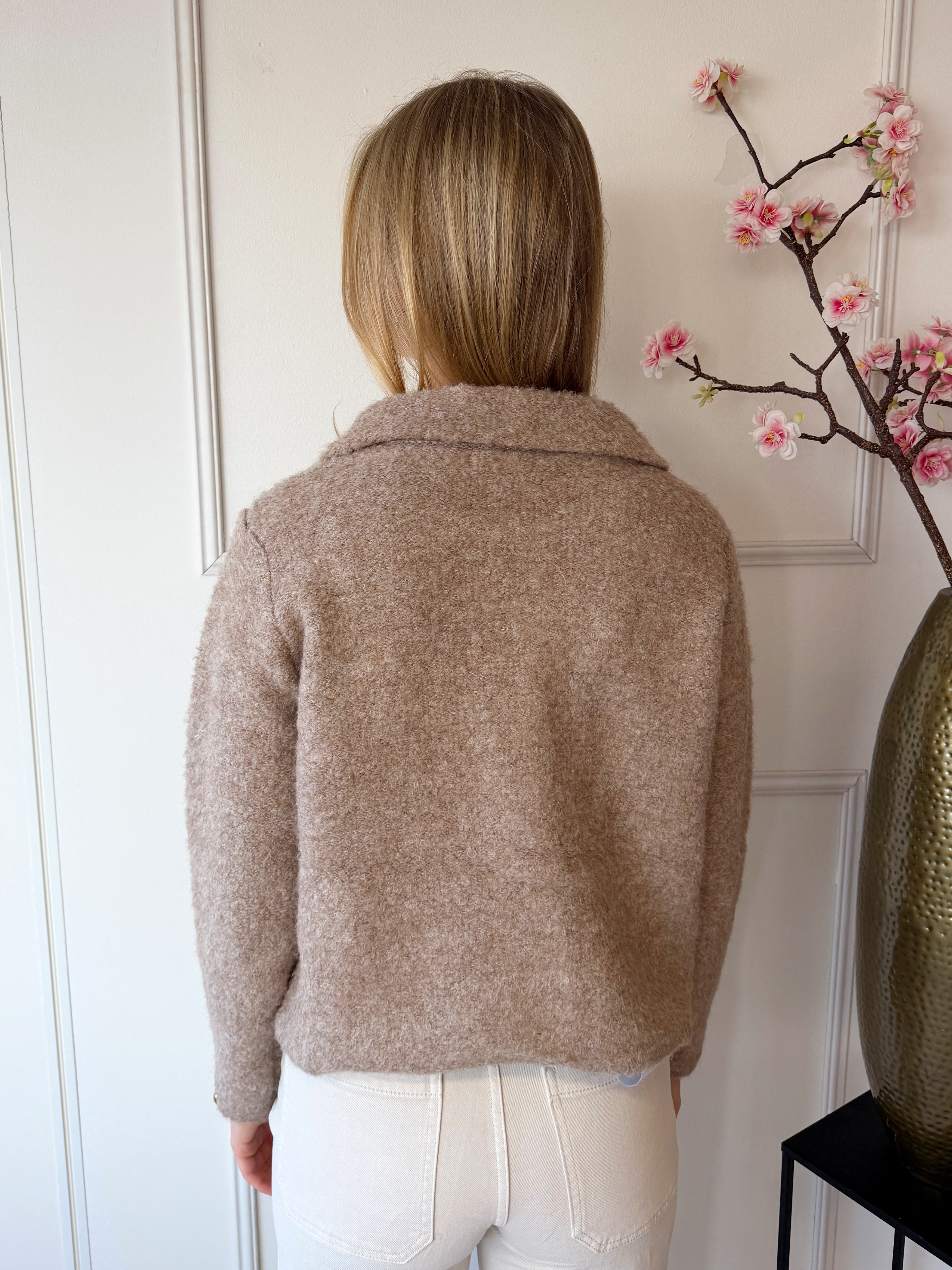 Bloemen Knopen Vest | Taupe