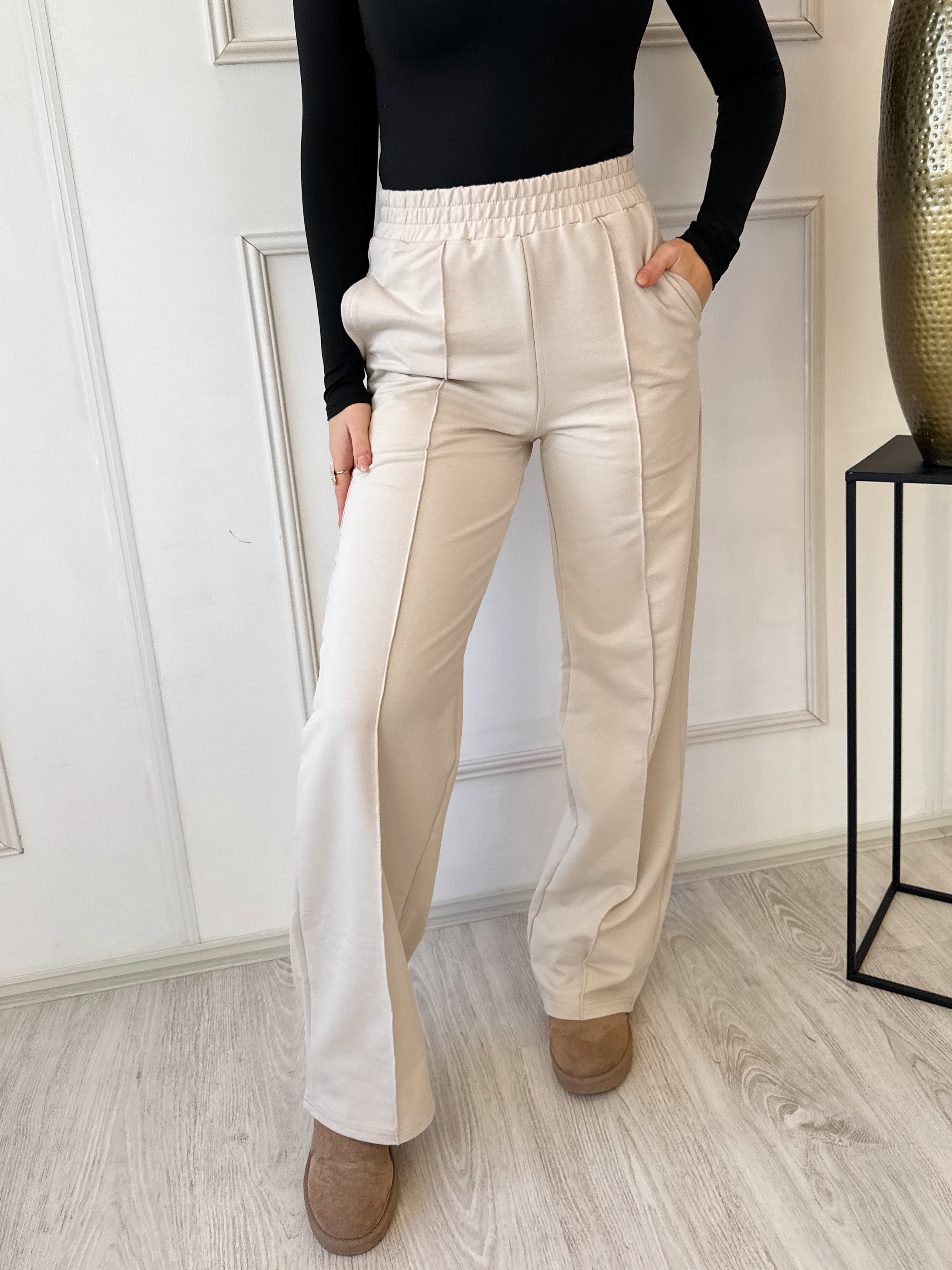 Basic Stretchy Pants | Ecru