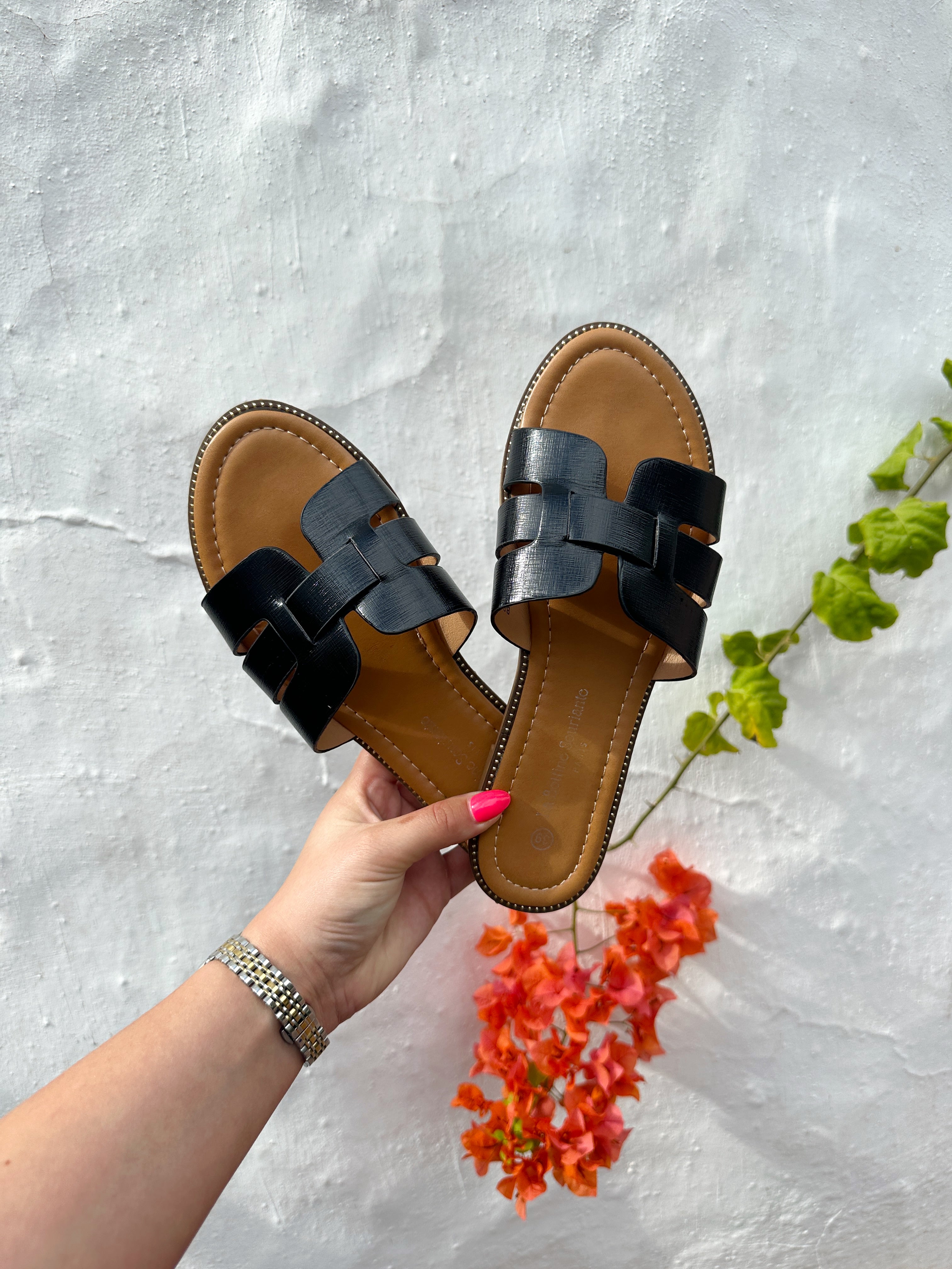 Inspired Slippers | Zwart