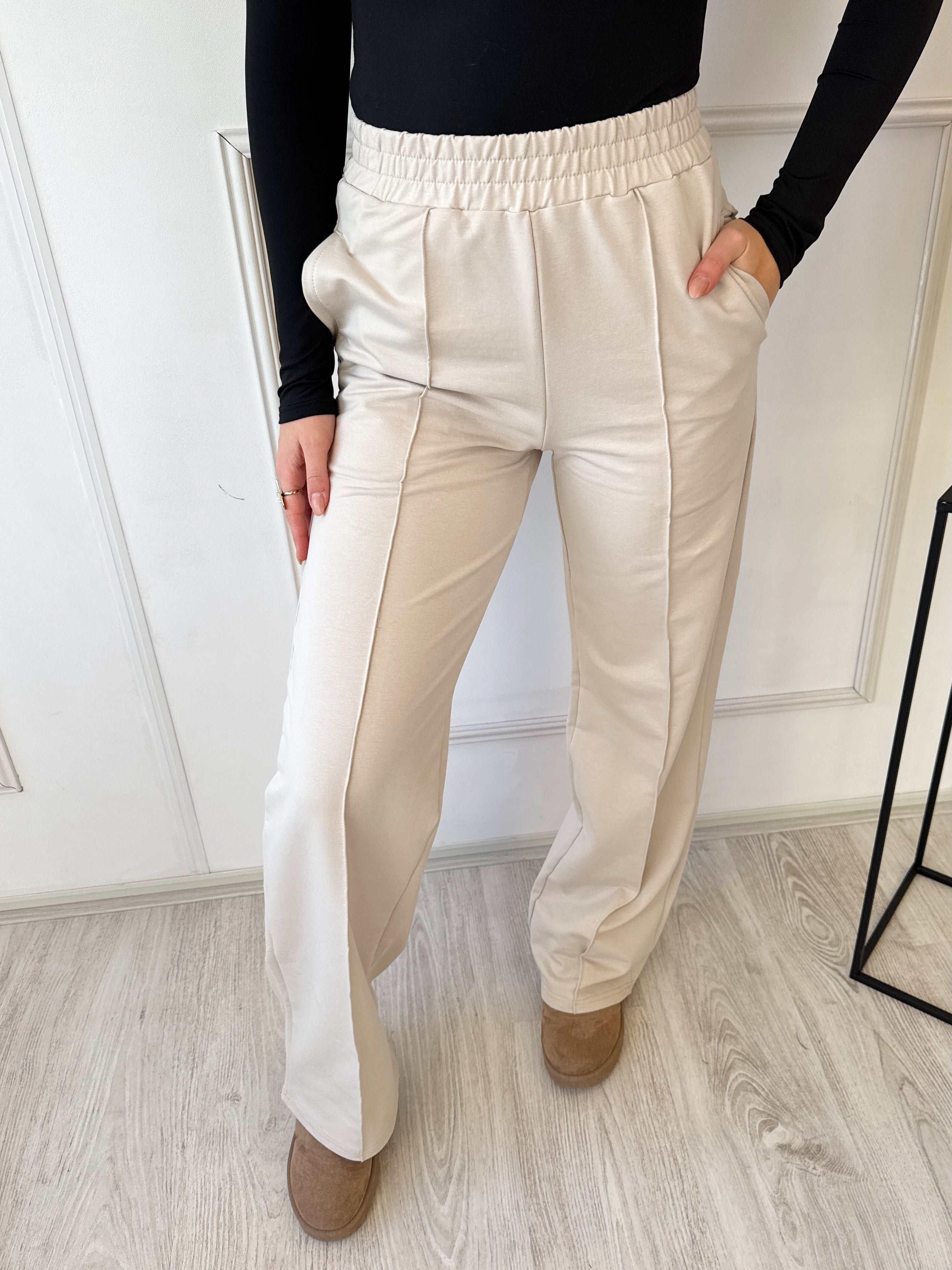 Basic Stretchy Pants | Ecru