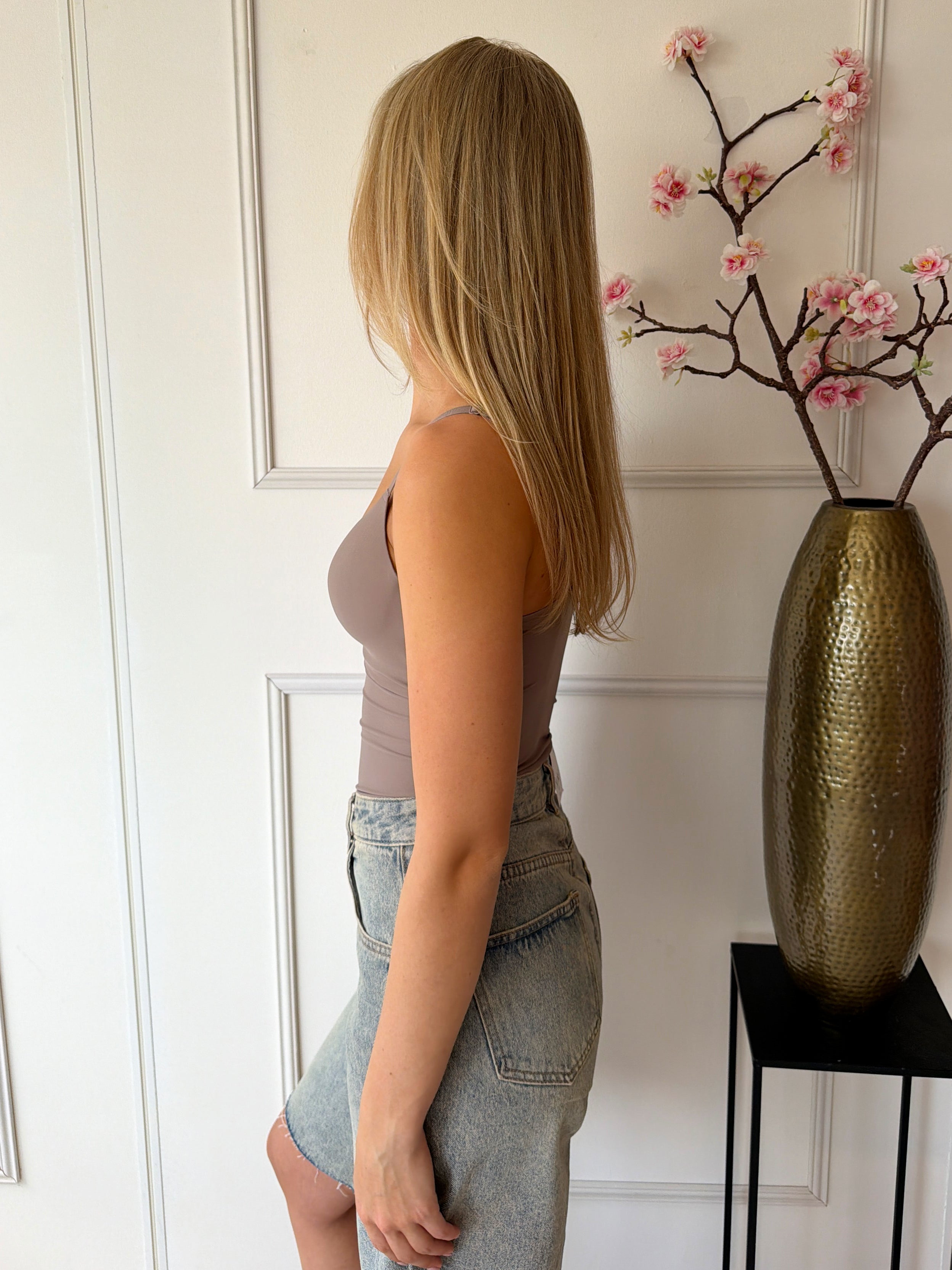 The Viral Body | Taupe