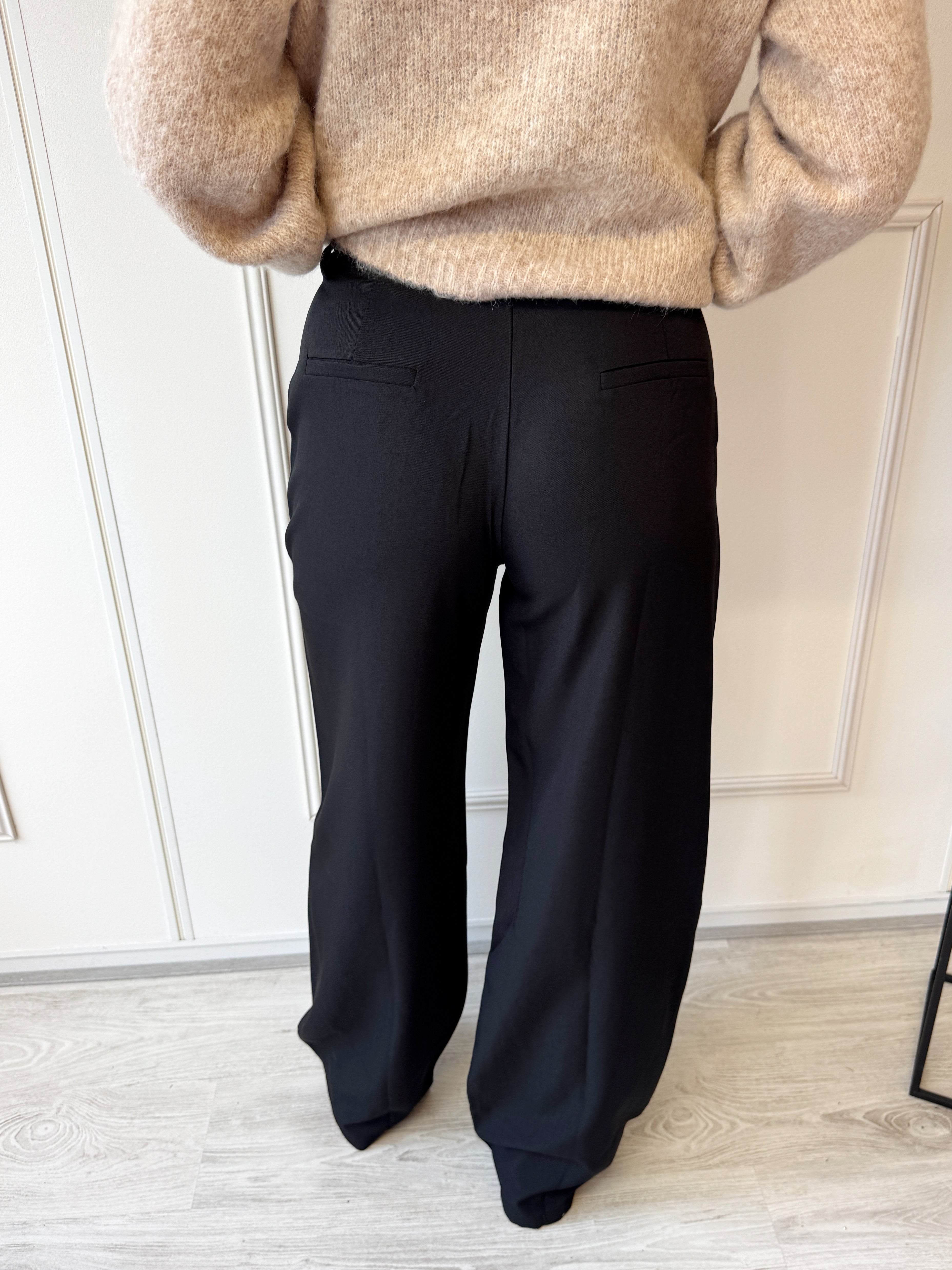 Losvallende Pantalon | Zwart