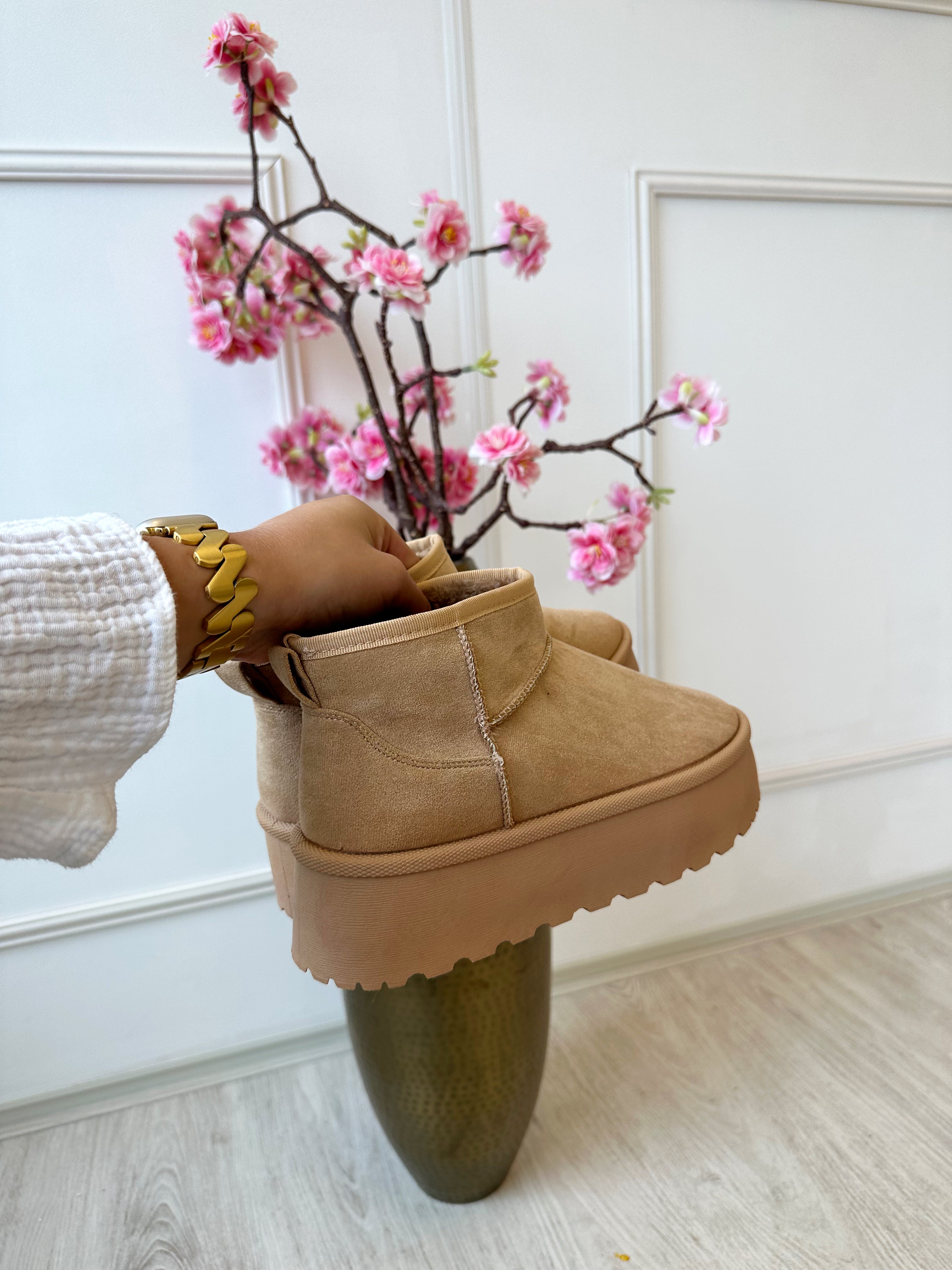 Platform Uggies | Kaki Kaki