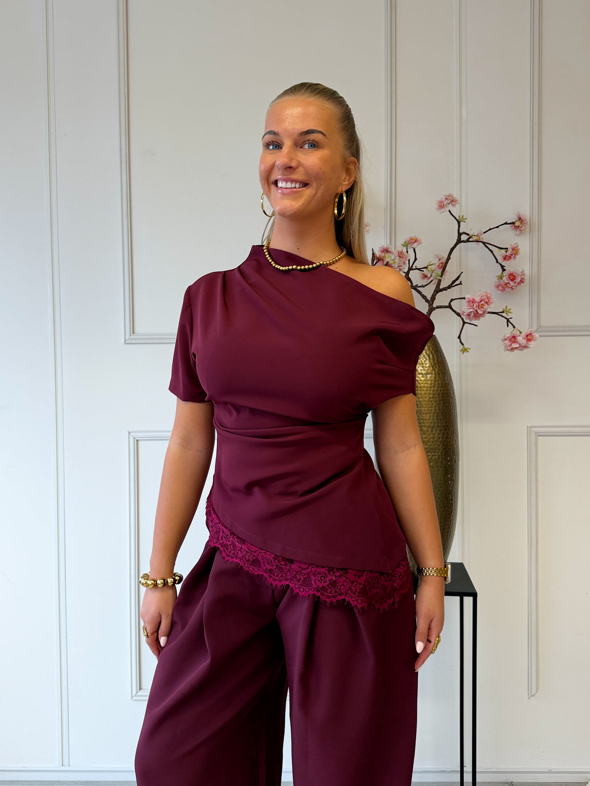 Mayke Top met kant | Dark Bordeaux