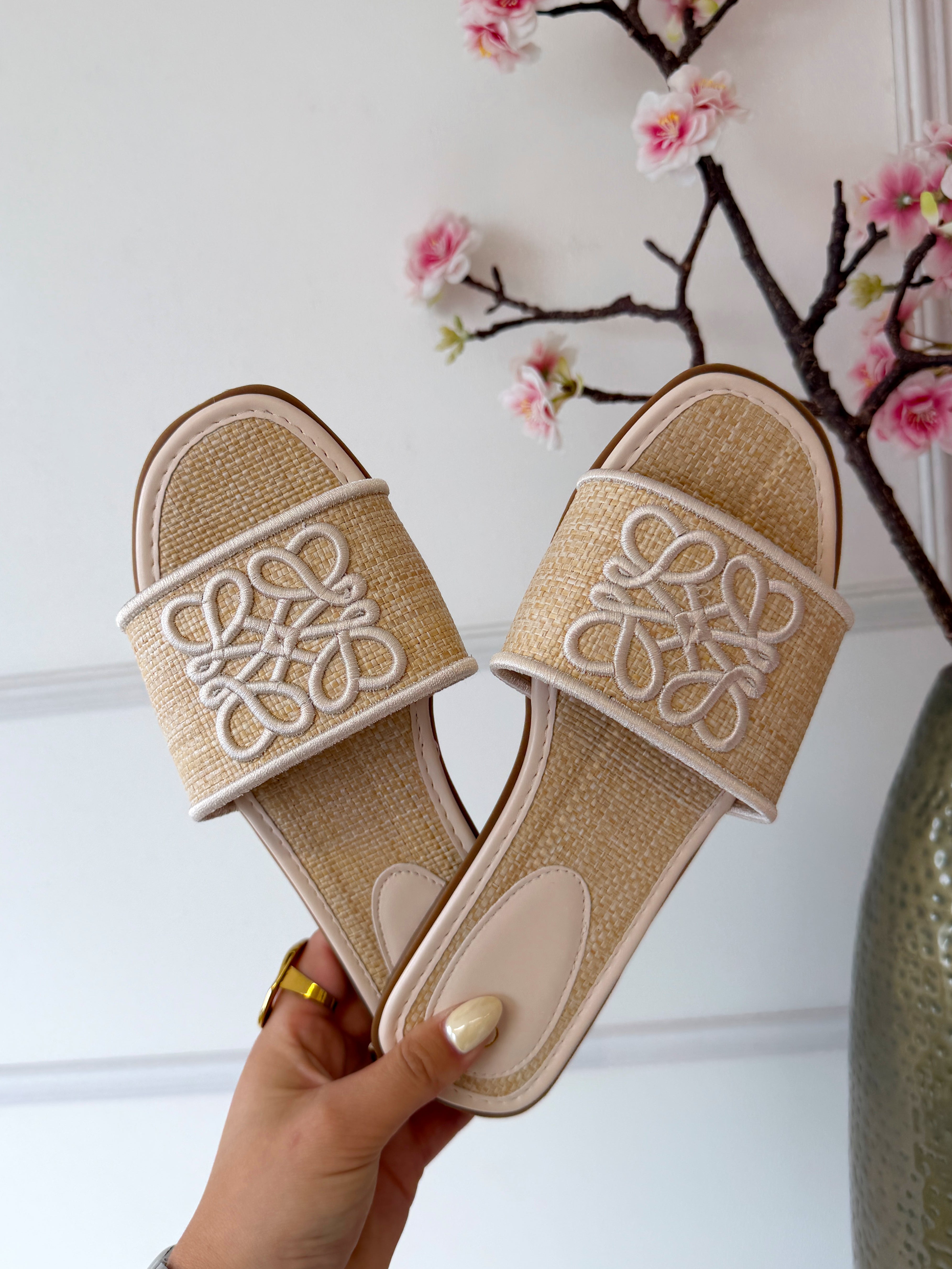 Inspired Loe Slippers | Beige