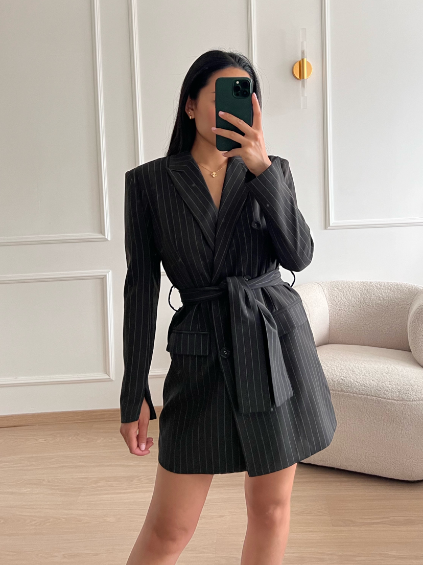 Pinstripe Blazer Jurkje | Zwart