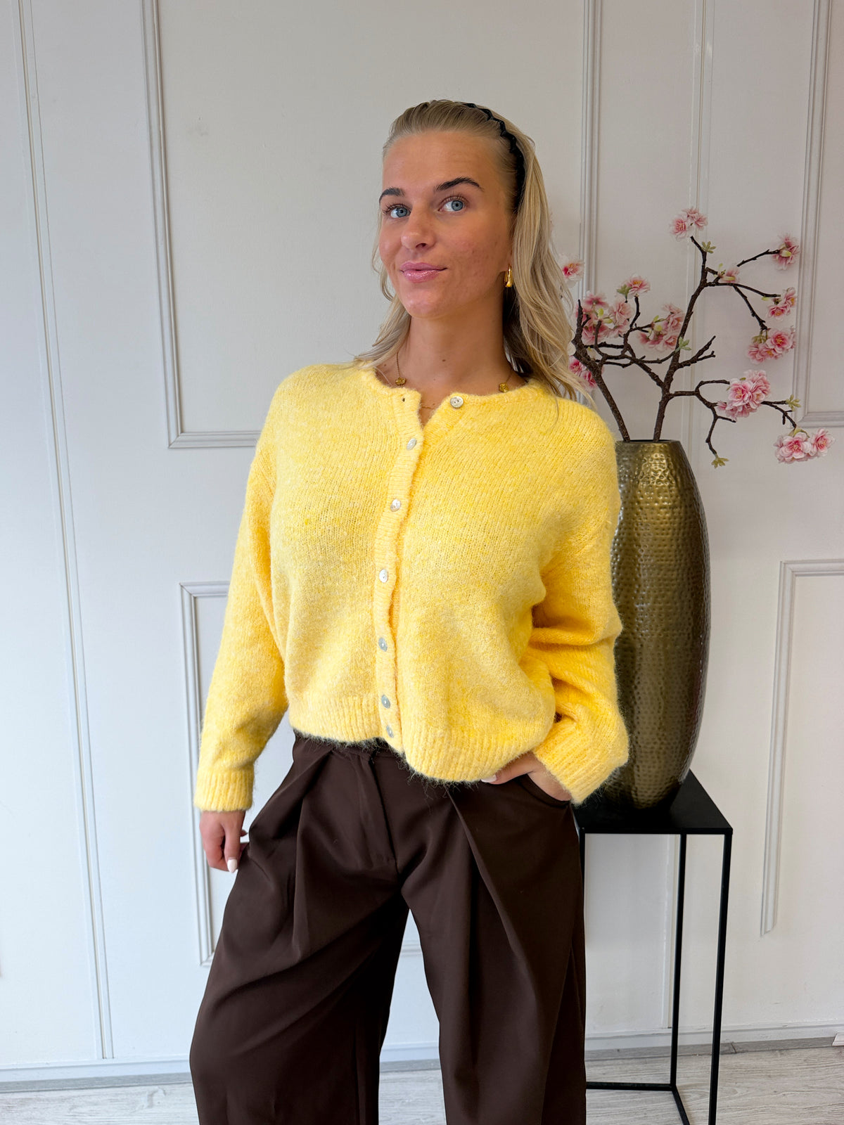 Lola Vest | Geel