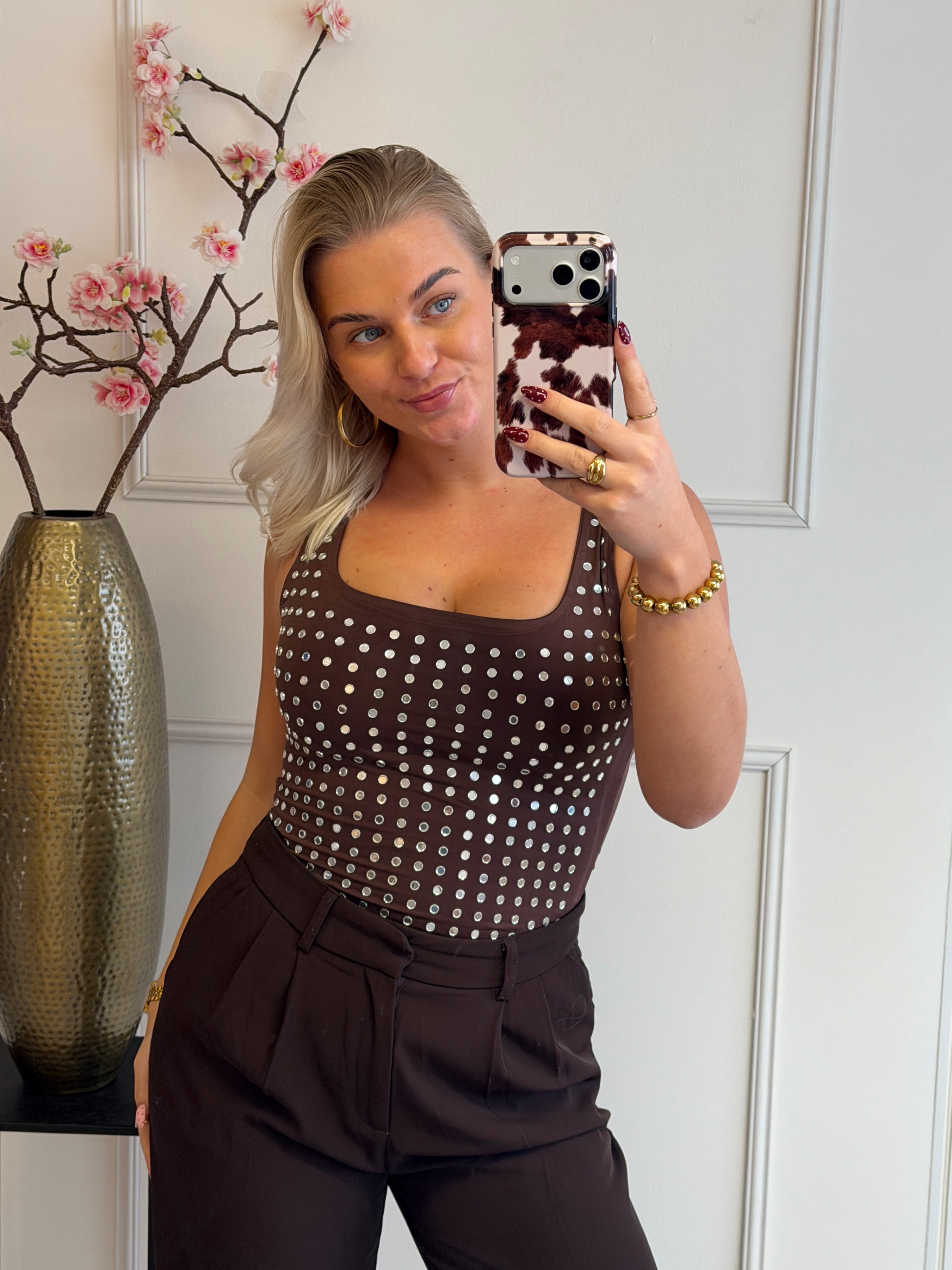 Limited Studs Body | Bruin