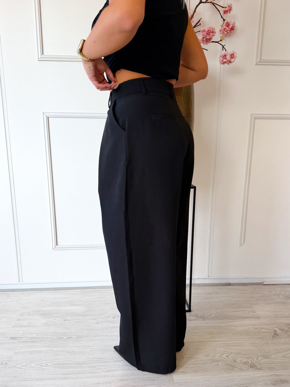 Wide Leg pantalon met plooien | Zwart