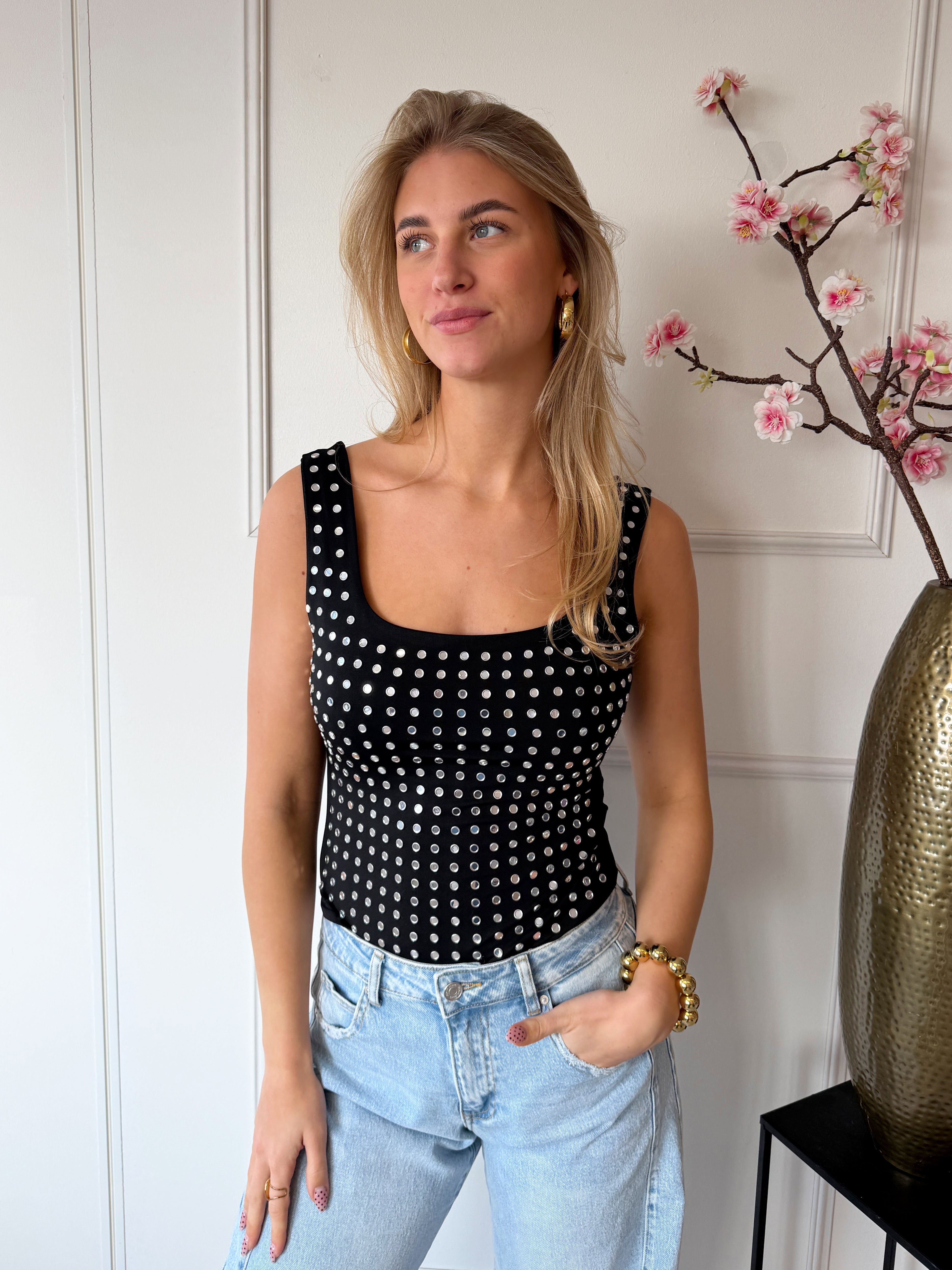 Limited Studs Body | Zwart