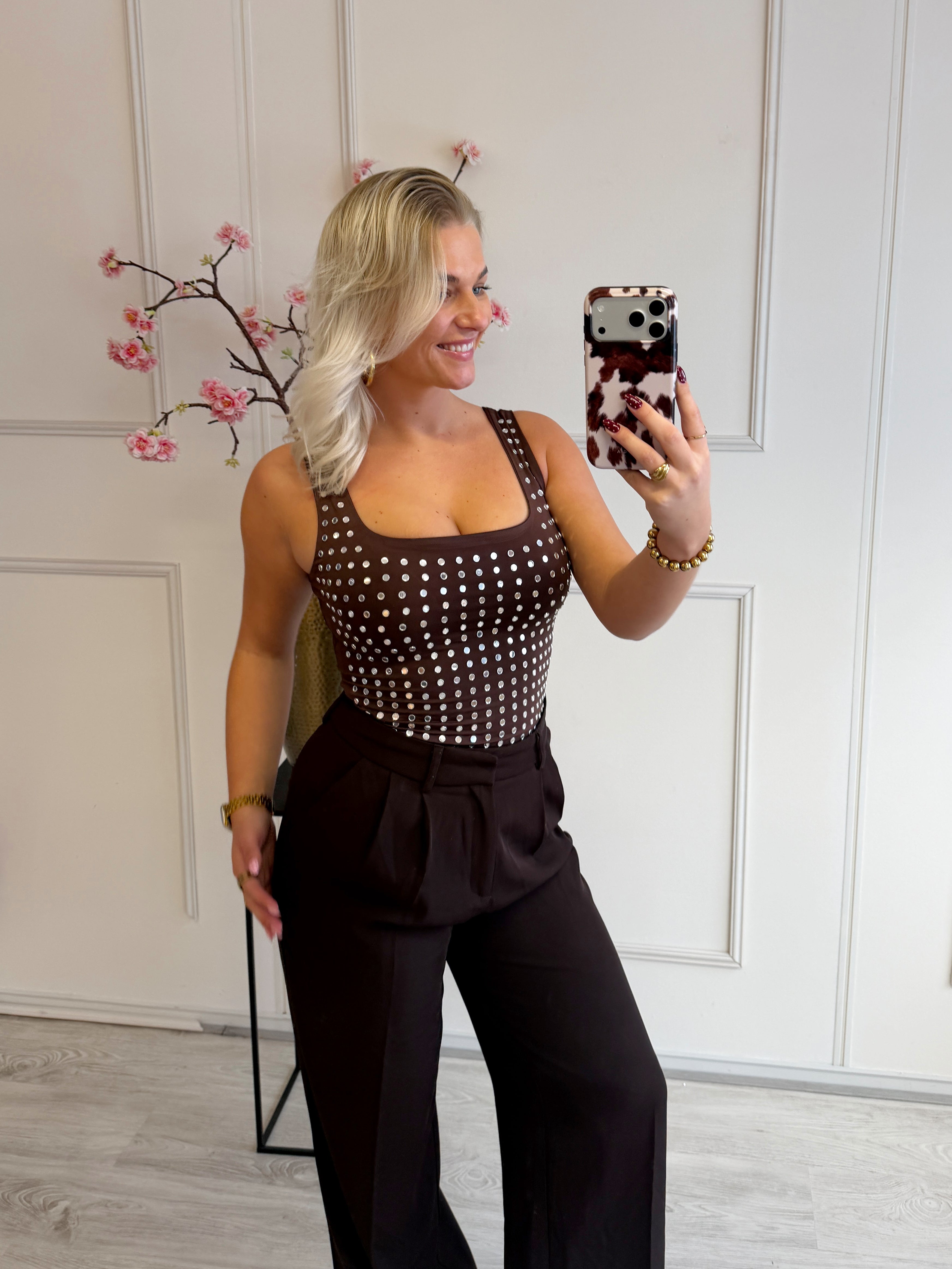 Limited Studs Body | Bruin