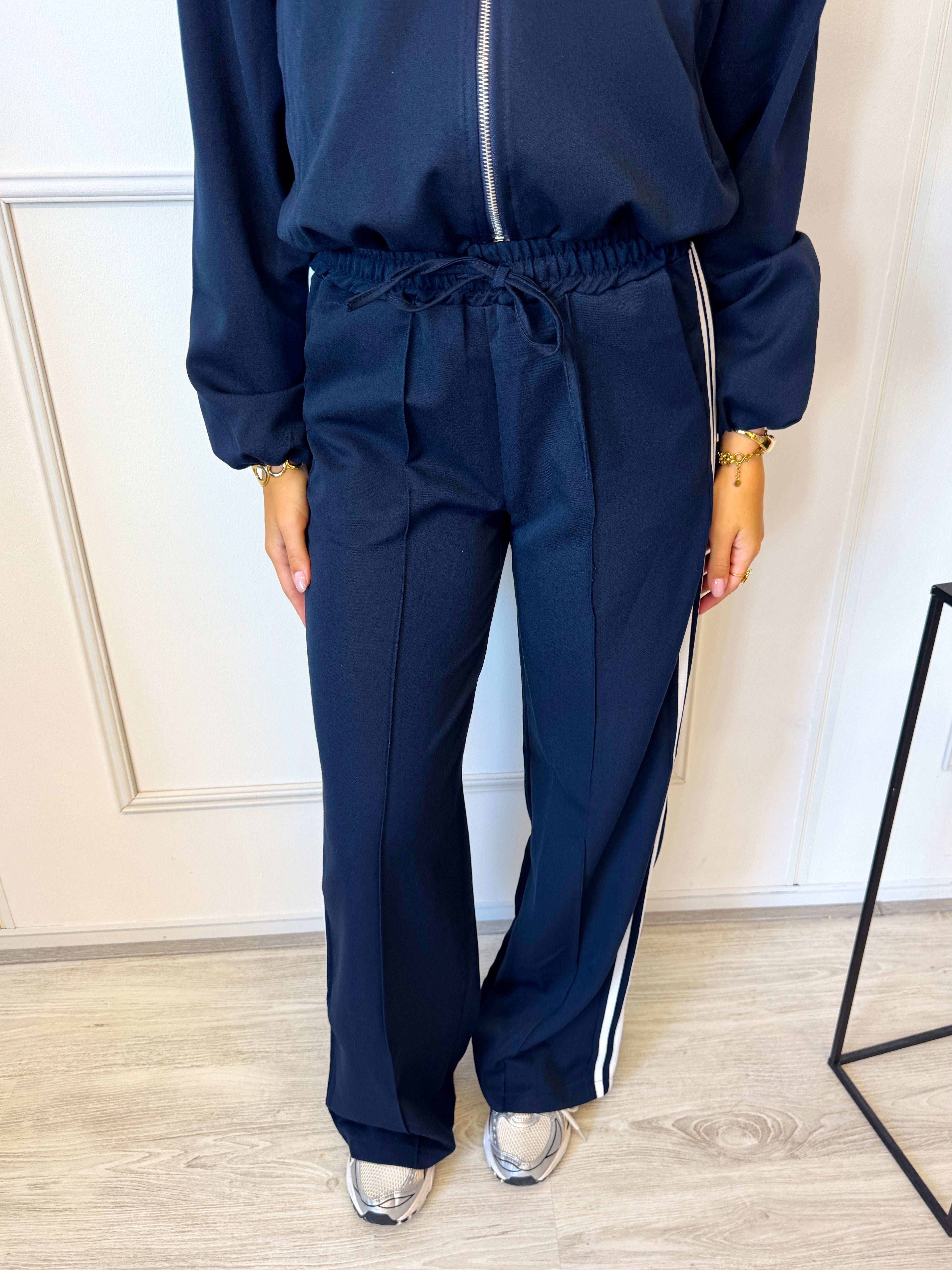 Straight Leg Stripe Pants | Navy
